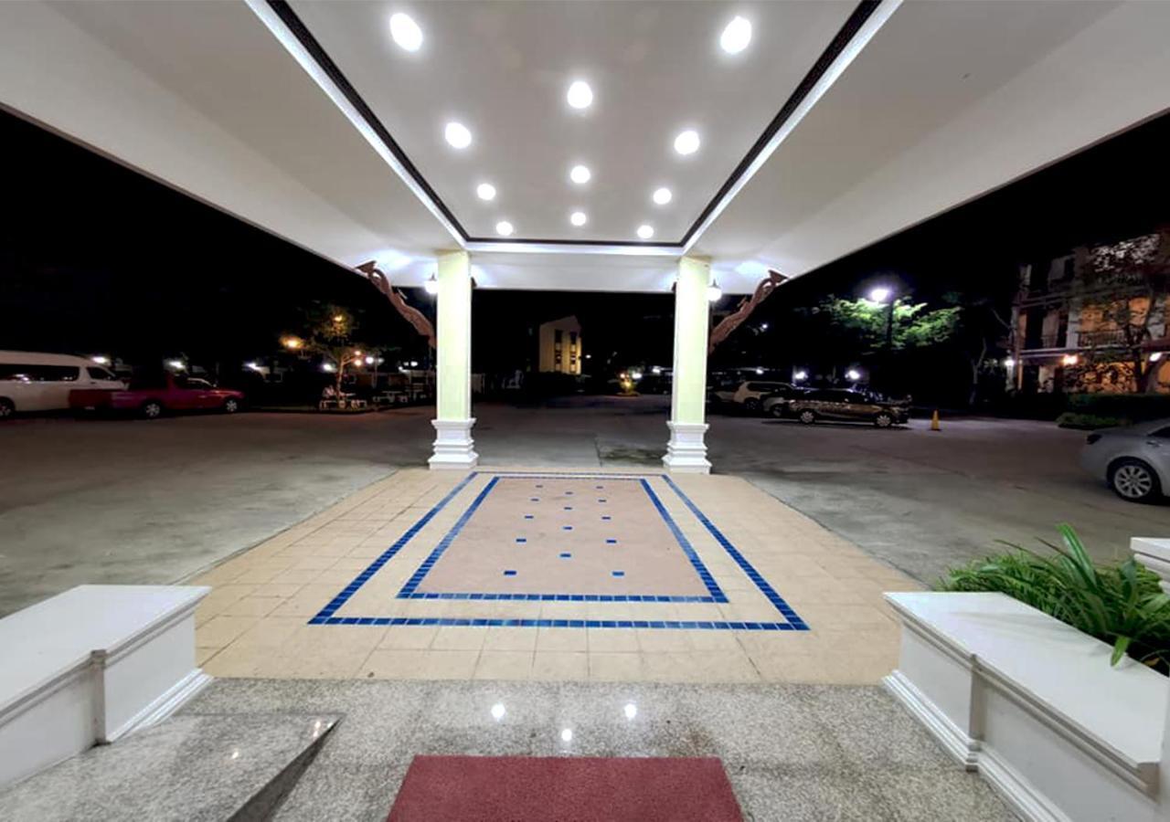I Boutique Hotel Pluak Daeng Bagian luar foto